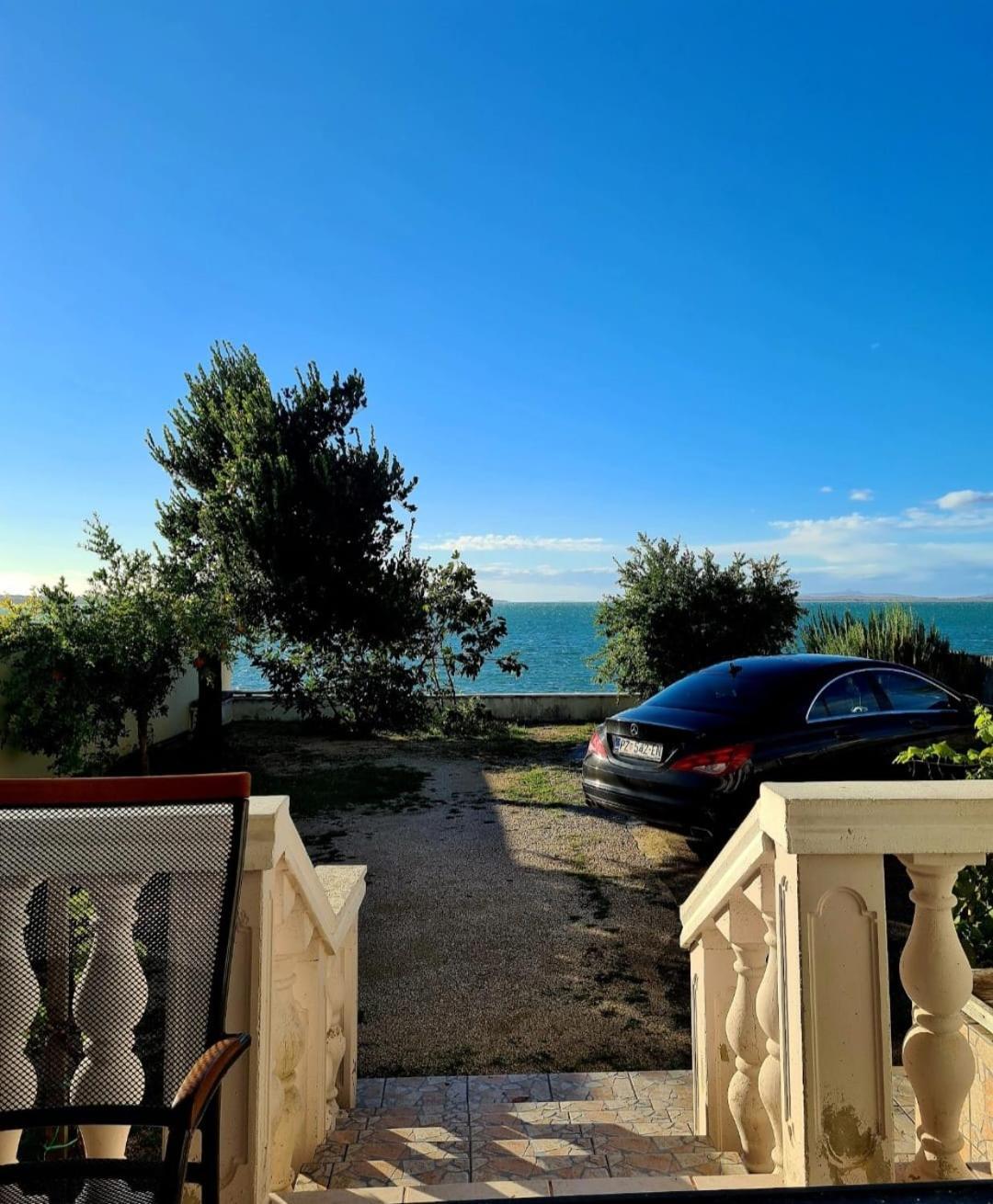 Apartman Mihaela Vrsi Exterior foto